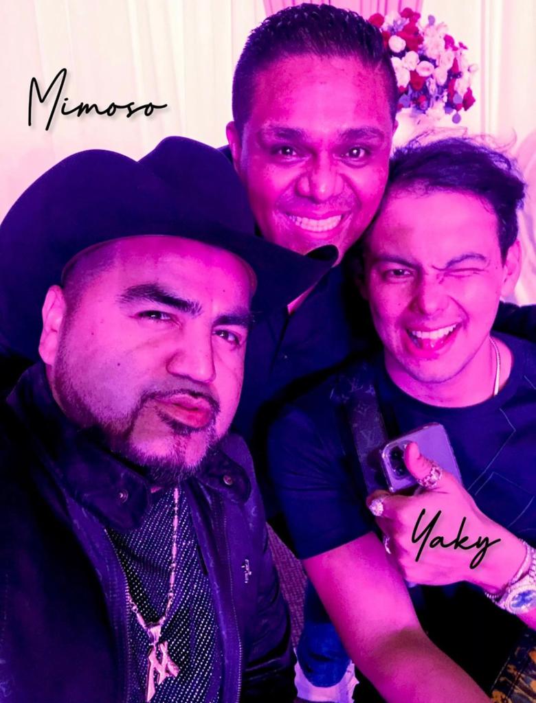“El Mimoso” y  “El Yaqui” cantantes de regional mexicano