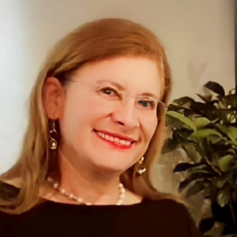 Dra Celia Luévanos